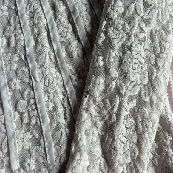 Lace Long Sleeve Top - Picture 3 of 5